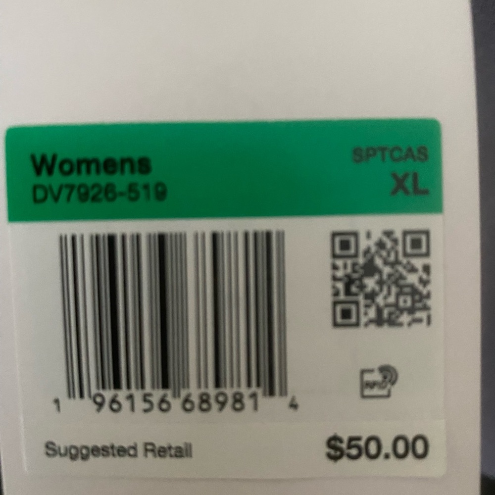 Nike Everyday Women's Slanted Crop Top Tank Top Shirt NWT $50 Large DV7926-519 - Picture 3 of 3
